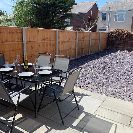 Modern Fully Refurbished 3 Bedroom Home Blackpool Exterior foto